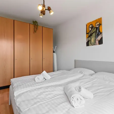 - 6 Pers - 5 Lits - 2 Parkings Apartment