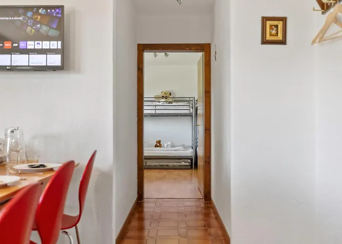 - 6 Pers - 5 Lits - 2 Parkings *