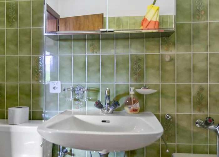 - 6 Pers - 5 Lits - 2 Parkings