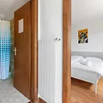 - 6 Pers - 5 Lits - 2 Parkings Daire